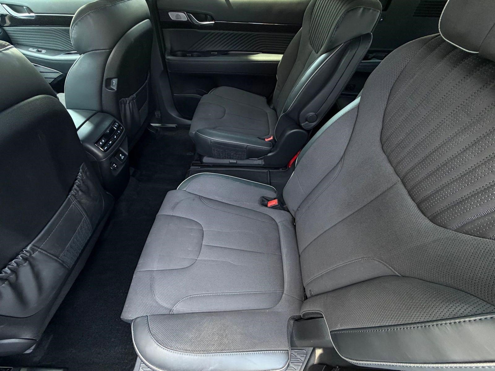 Used 2024 Hyundai Palisade Calligraphy image 25