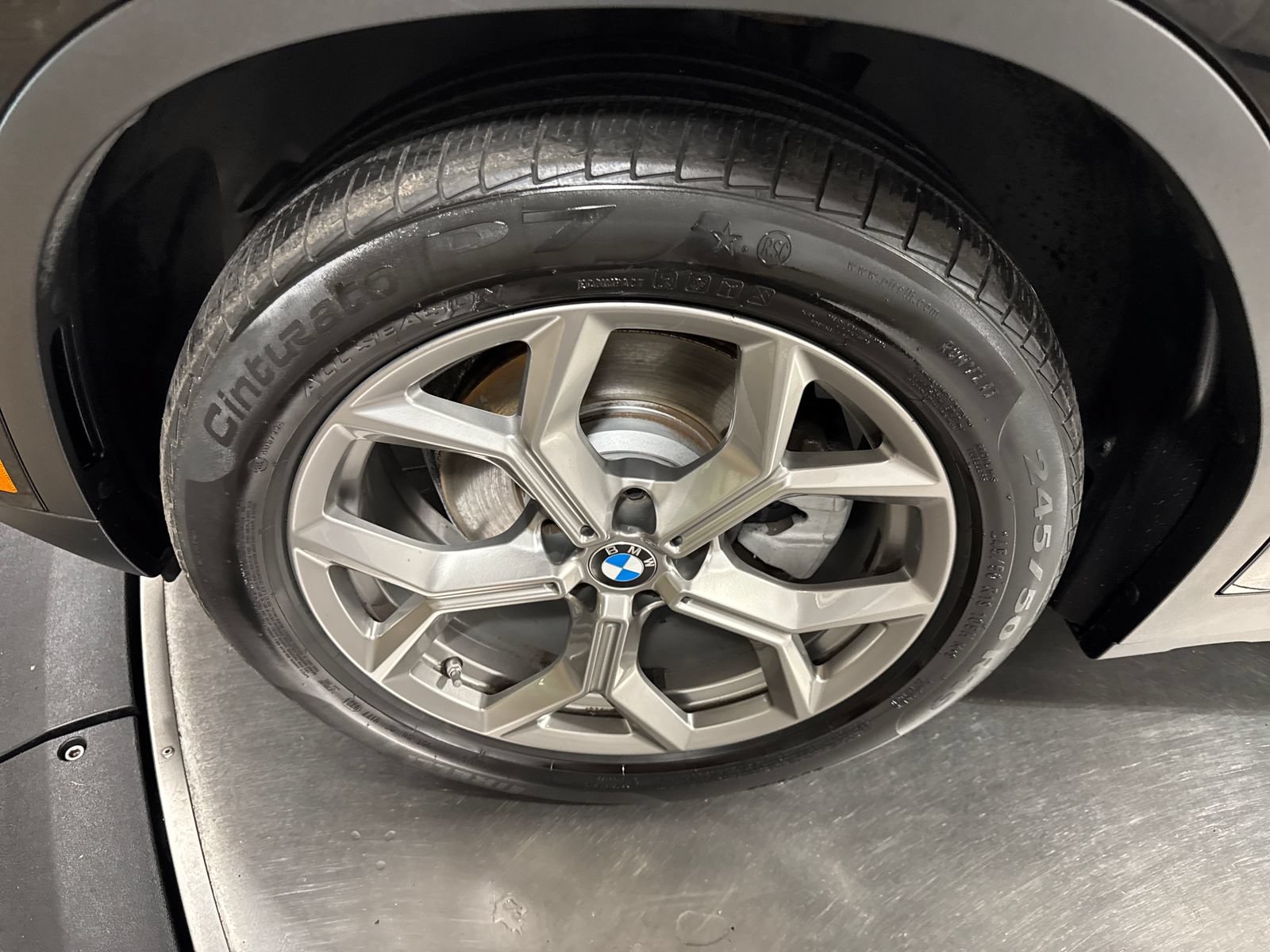 Used 2022 BMW X3 xDrive30i w/ Premium Package 2 AWD/4WD image 2