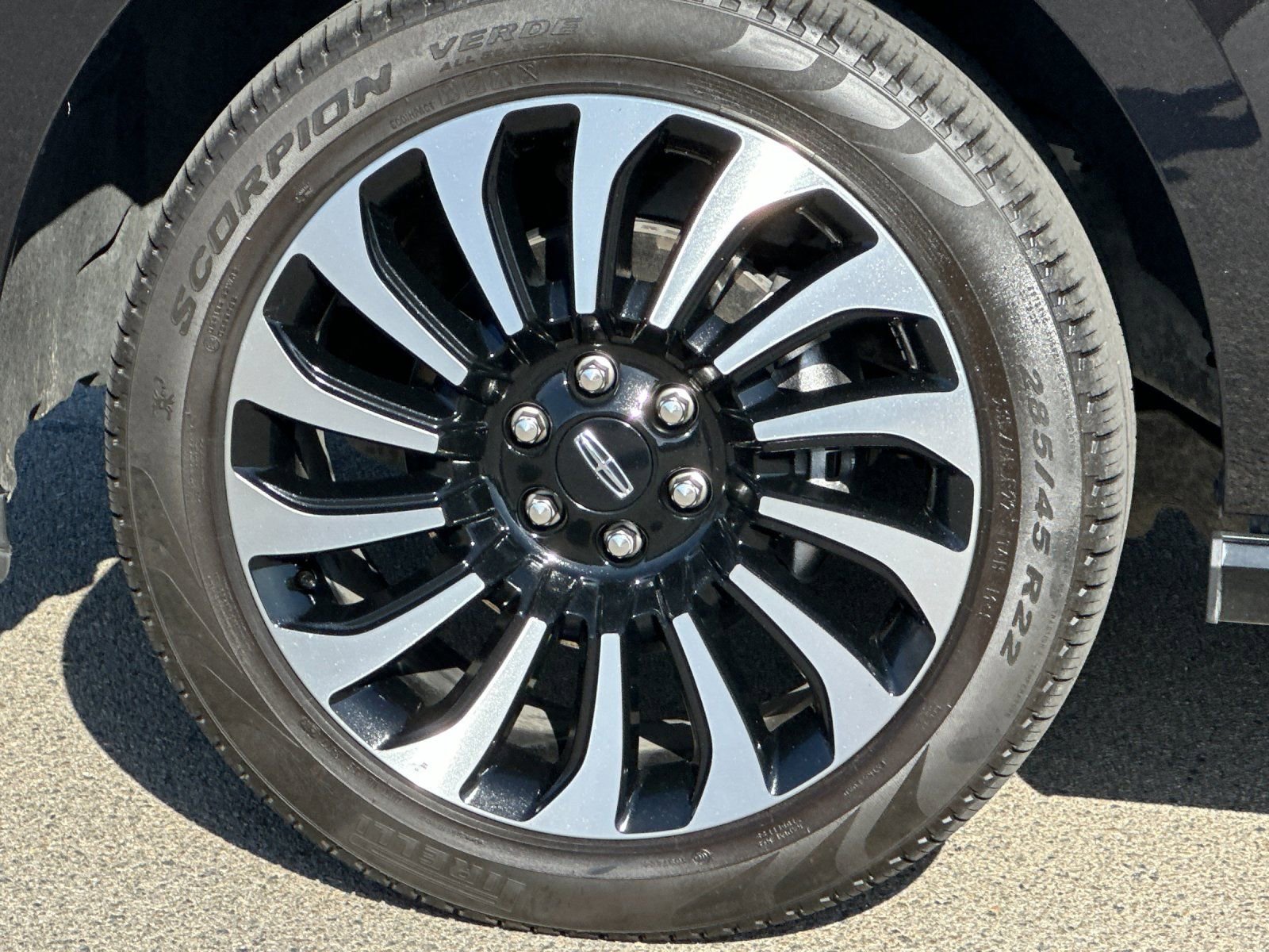 Used 2023 Lincoln Navigator Black Label AWD/4WD image 35