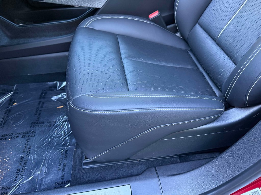 Used 2026 Cadillac Optiq Luxury 2 AWD/4WD image 3
