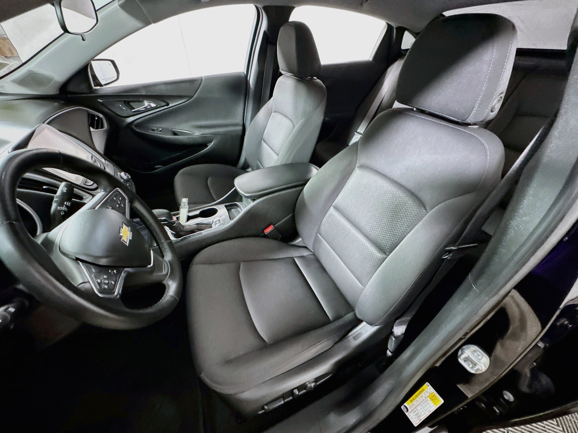 Used 2024 Chevrolet Malibu RS FWD image 13