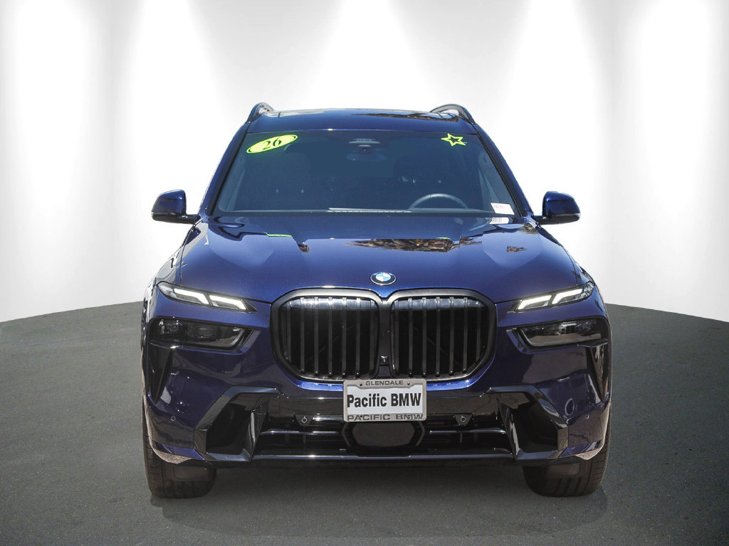 Used 2026 BMW X7 xDrive40i w/ M Sport Package AWD/4WD image 2