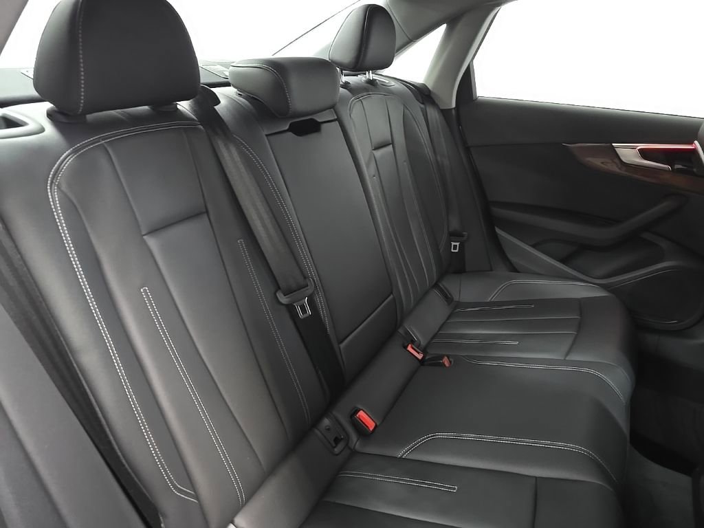 Used 2024 Audi A4 2.0T Premium image 17