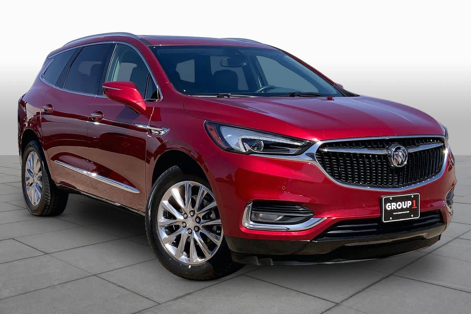 Used 2019 Buick Enclave Premium w/ Experience Buick Package FWD image 3