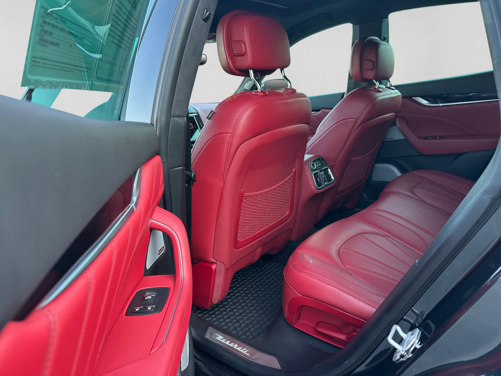 Used 2022 Maserati Levante Modena AWD/4WD image 21