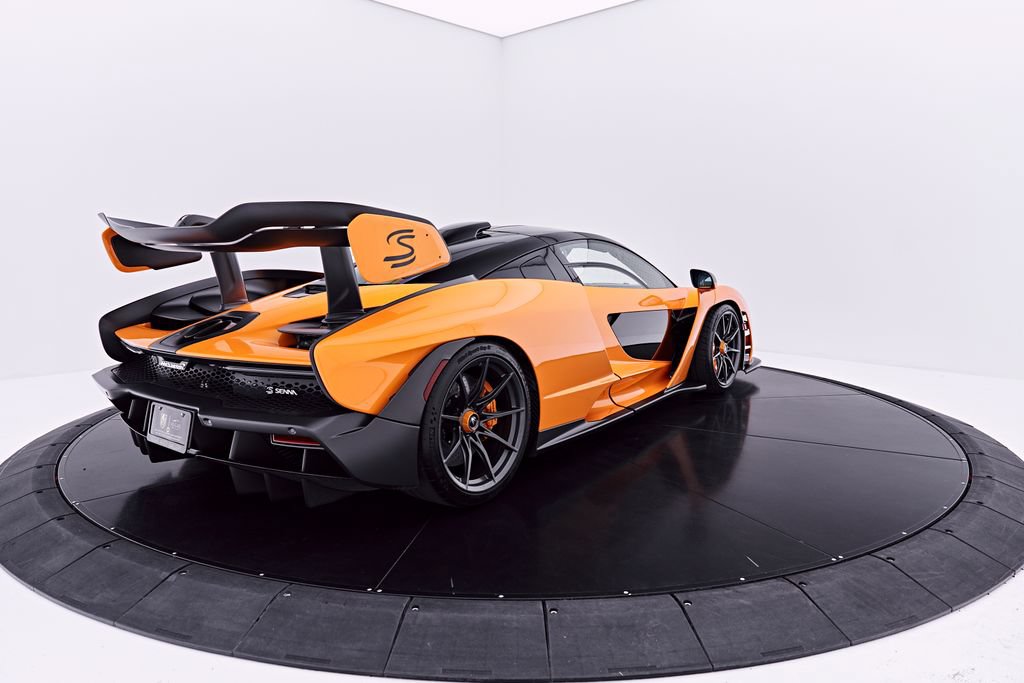 Used 2019 McLaren Senna RWD image 14