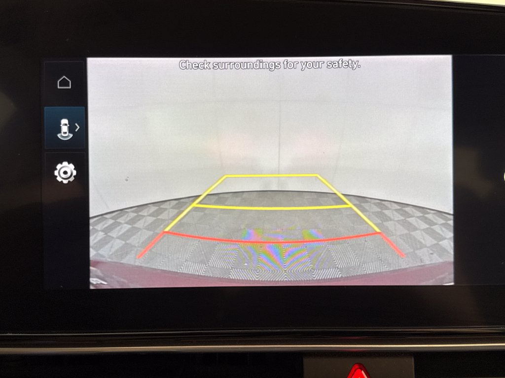 Certified 2024 Hyundai Elantra SEL FWD image 21