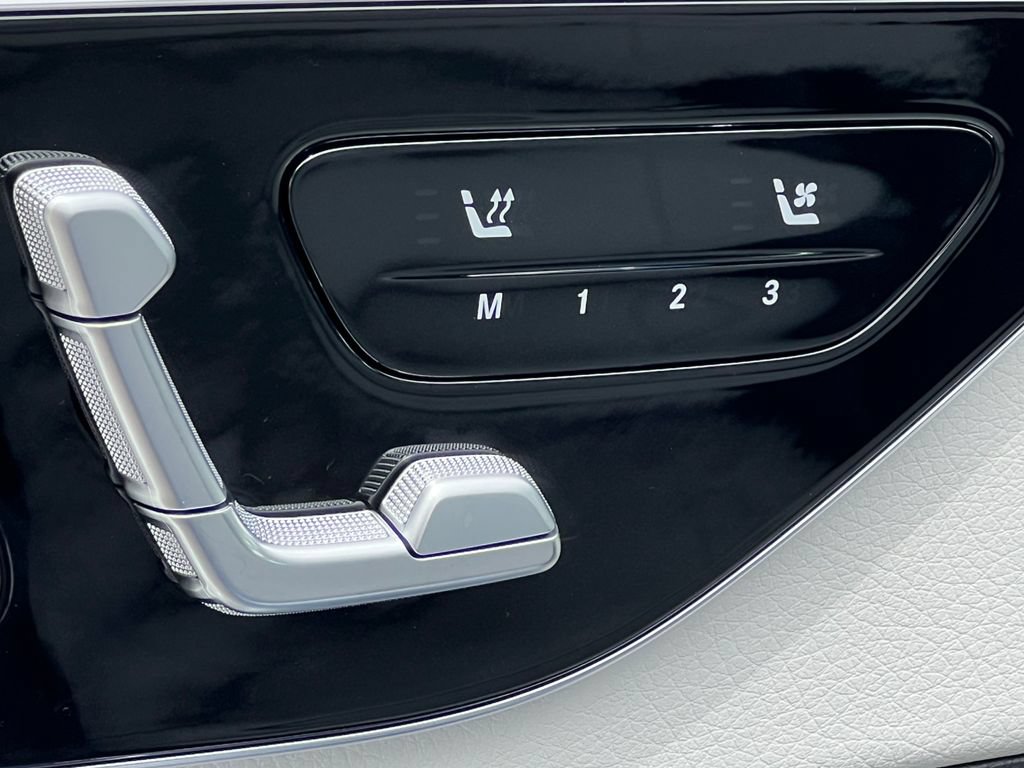 New 2026 Mercedes-Benz C 300 4MATIC Sedan image 15