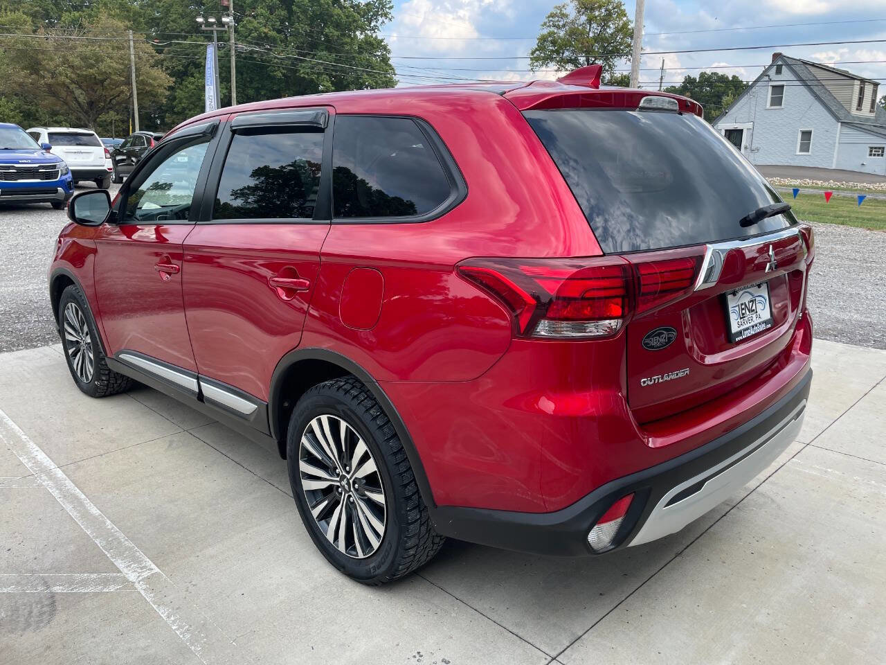 Used 2020 Mitsubishi Outlander SE image 8