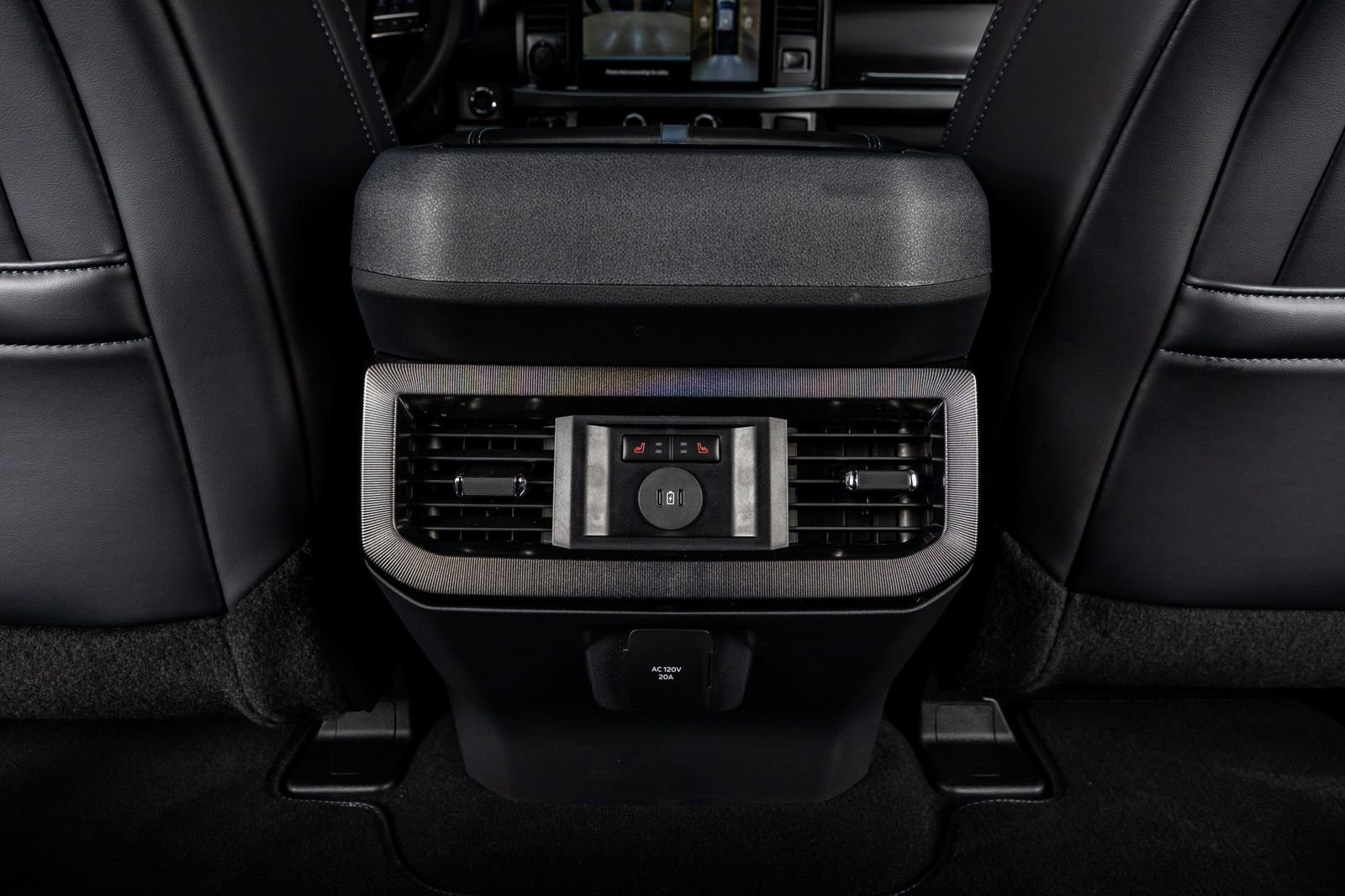 Used 2026 Ford F250 Platinum AWD/4WD image 32