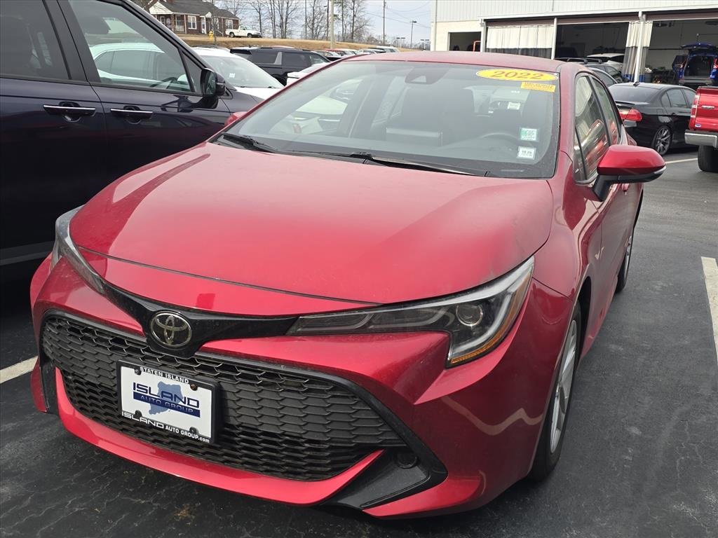 Used 2022 Toyota Corolla SE w/ SE Preferred Package image 3