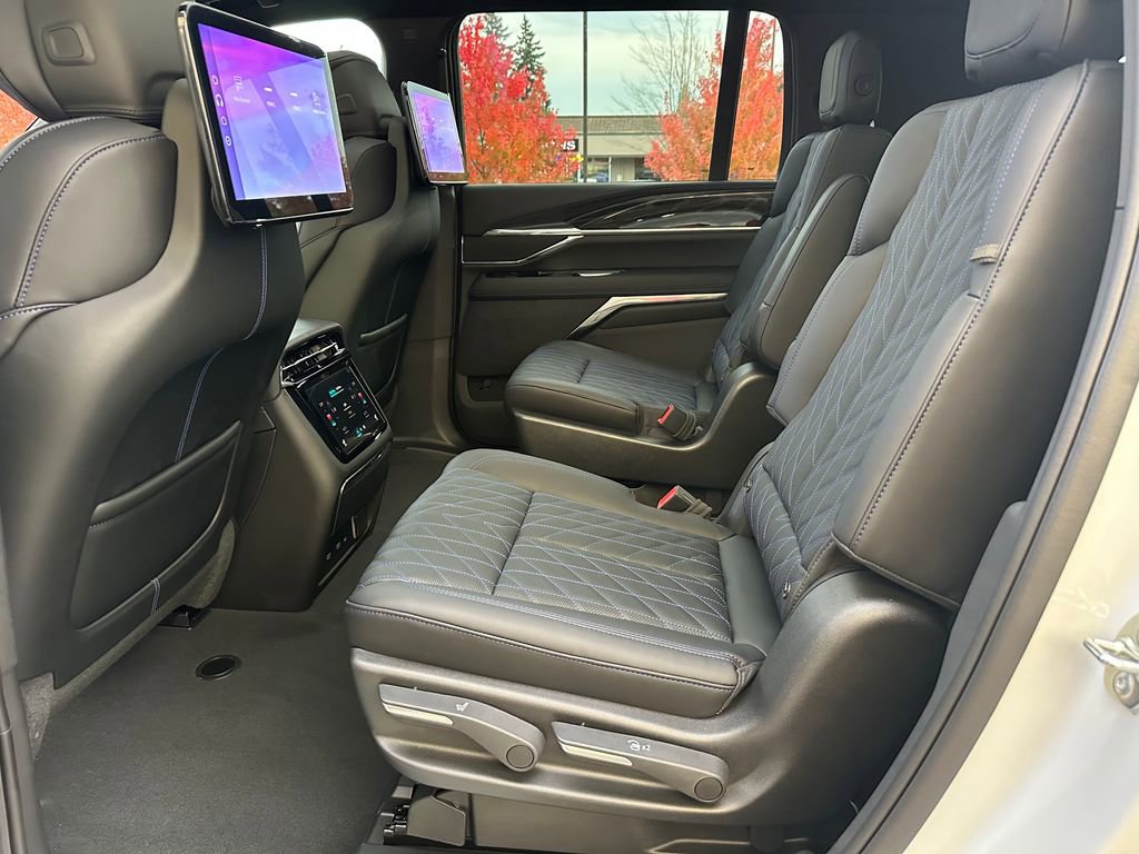 New 2026 Cadillac Escalade IQL Sport 1 AWD/4WD image 15