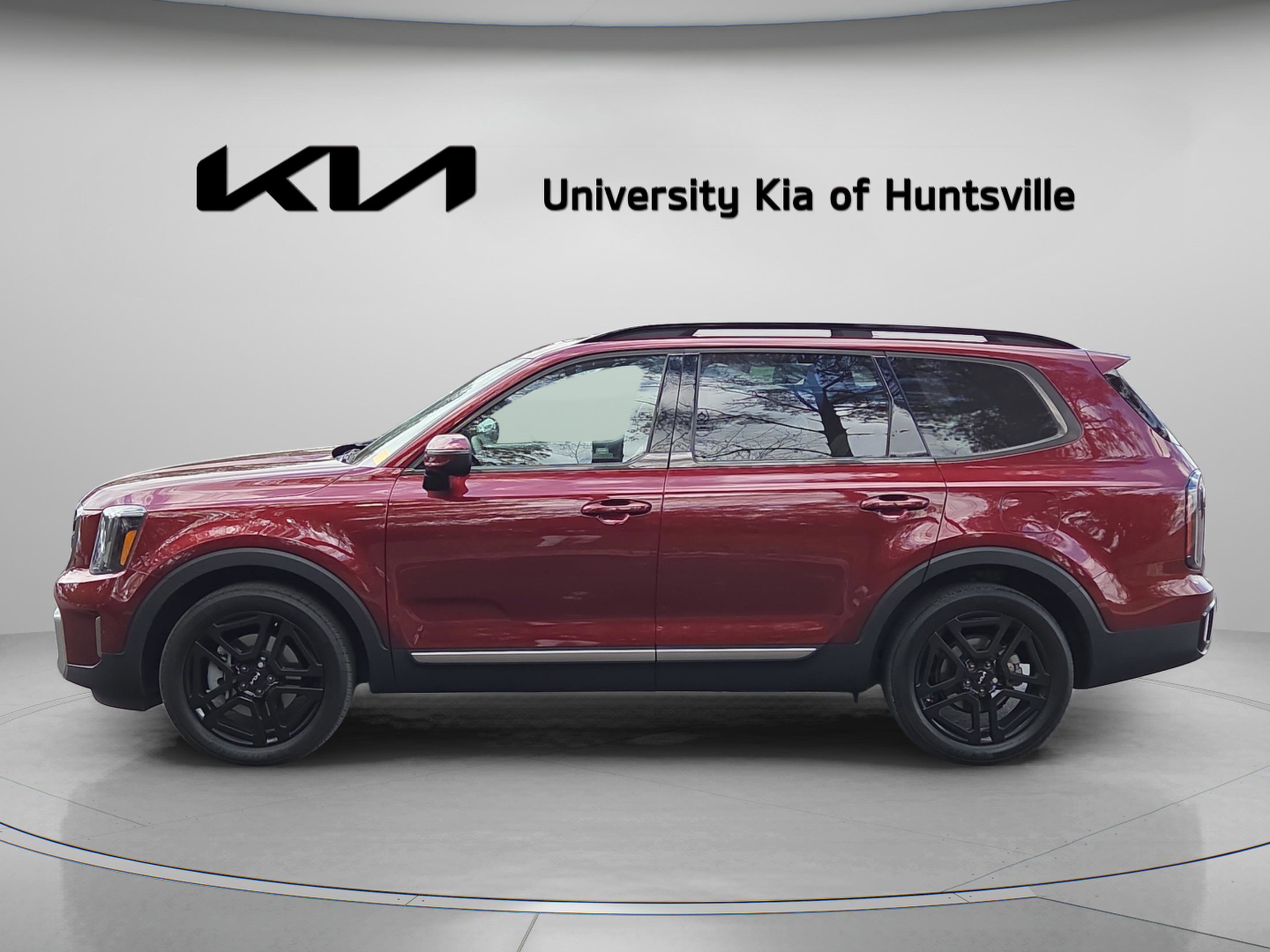 Used 2023 Kia Telluride EX X-Line image 4