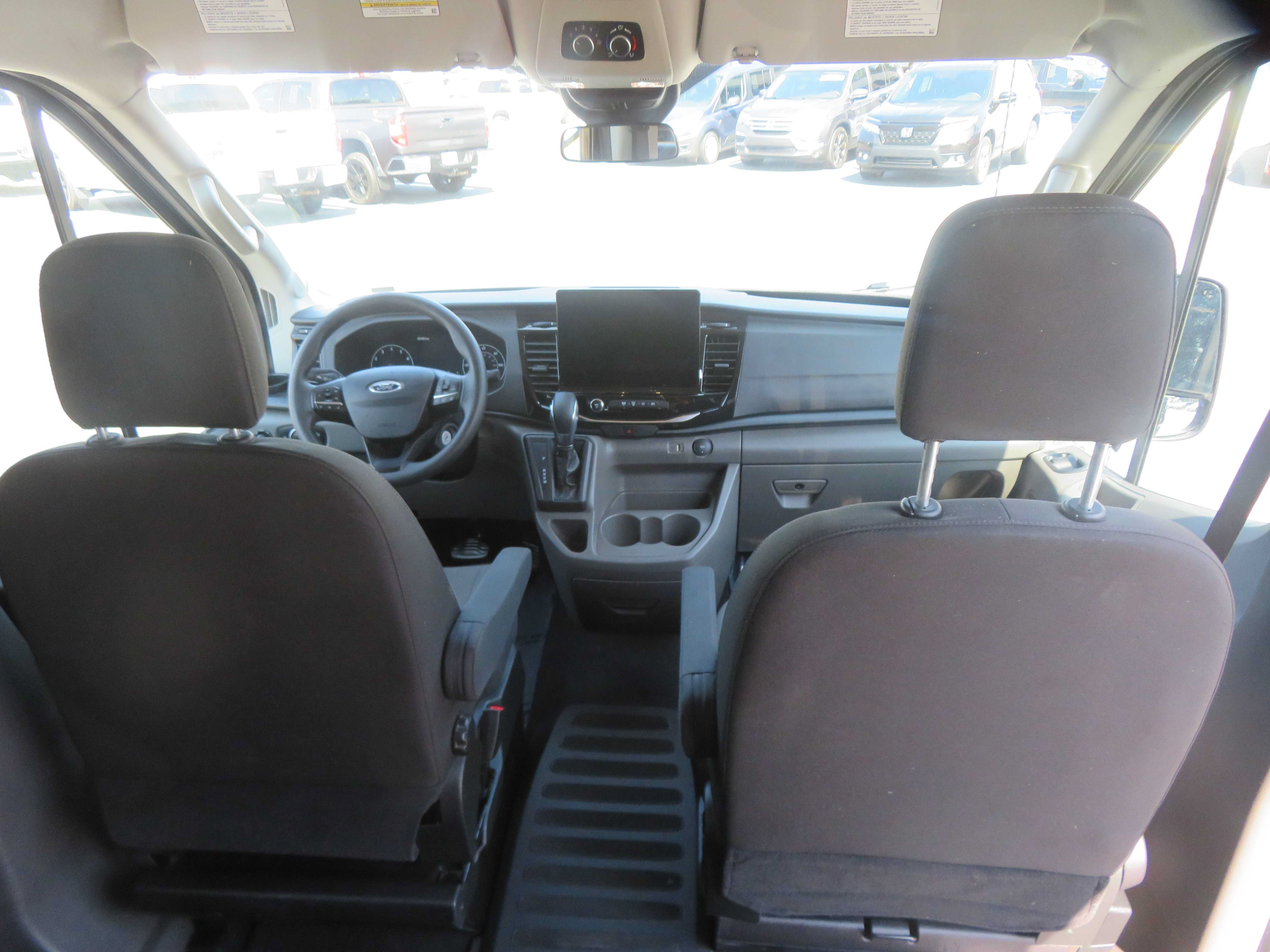 Used 2025 Ford Transit 350 XLT RWD image 24