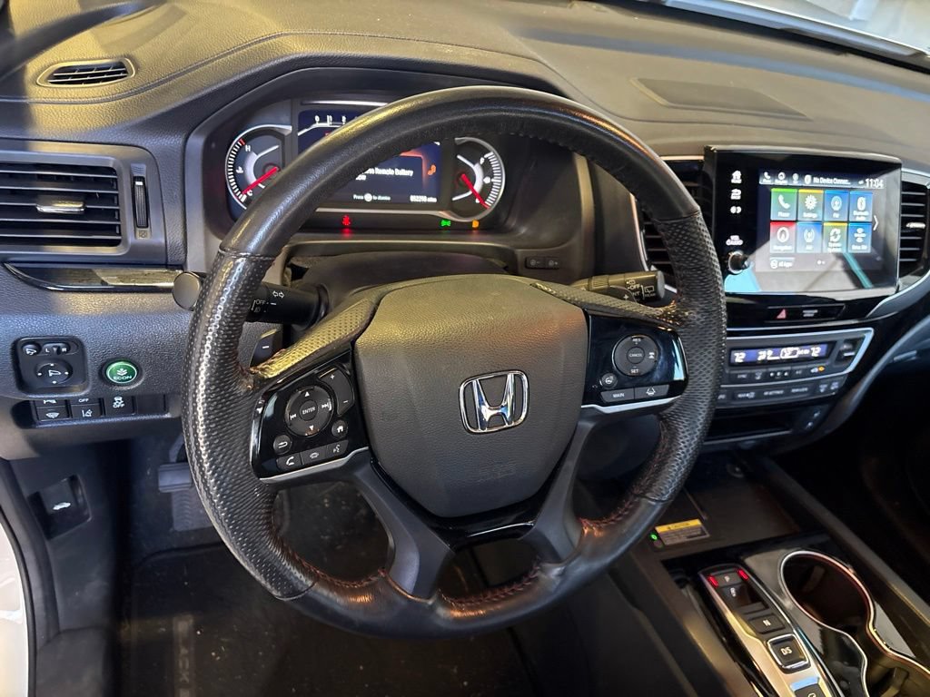 Used 2024 Honda Passport Black Edition image 14