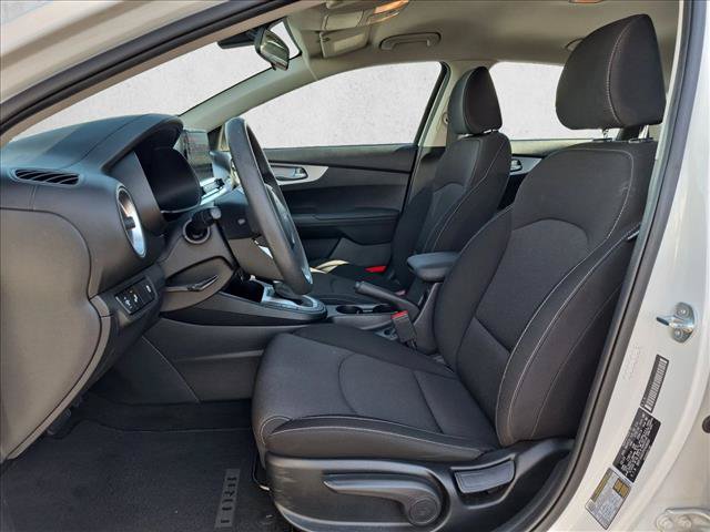 Used 2023 Kia Forte LXS w/ LXS Technology Package FWD image 16