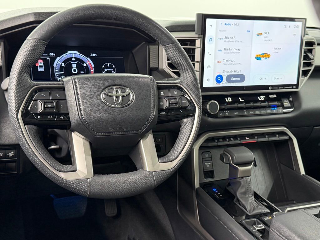 Used 2024 Toyota Tundra Limited AWD/4WD image 37