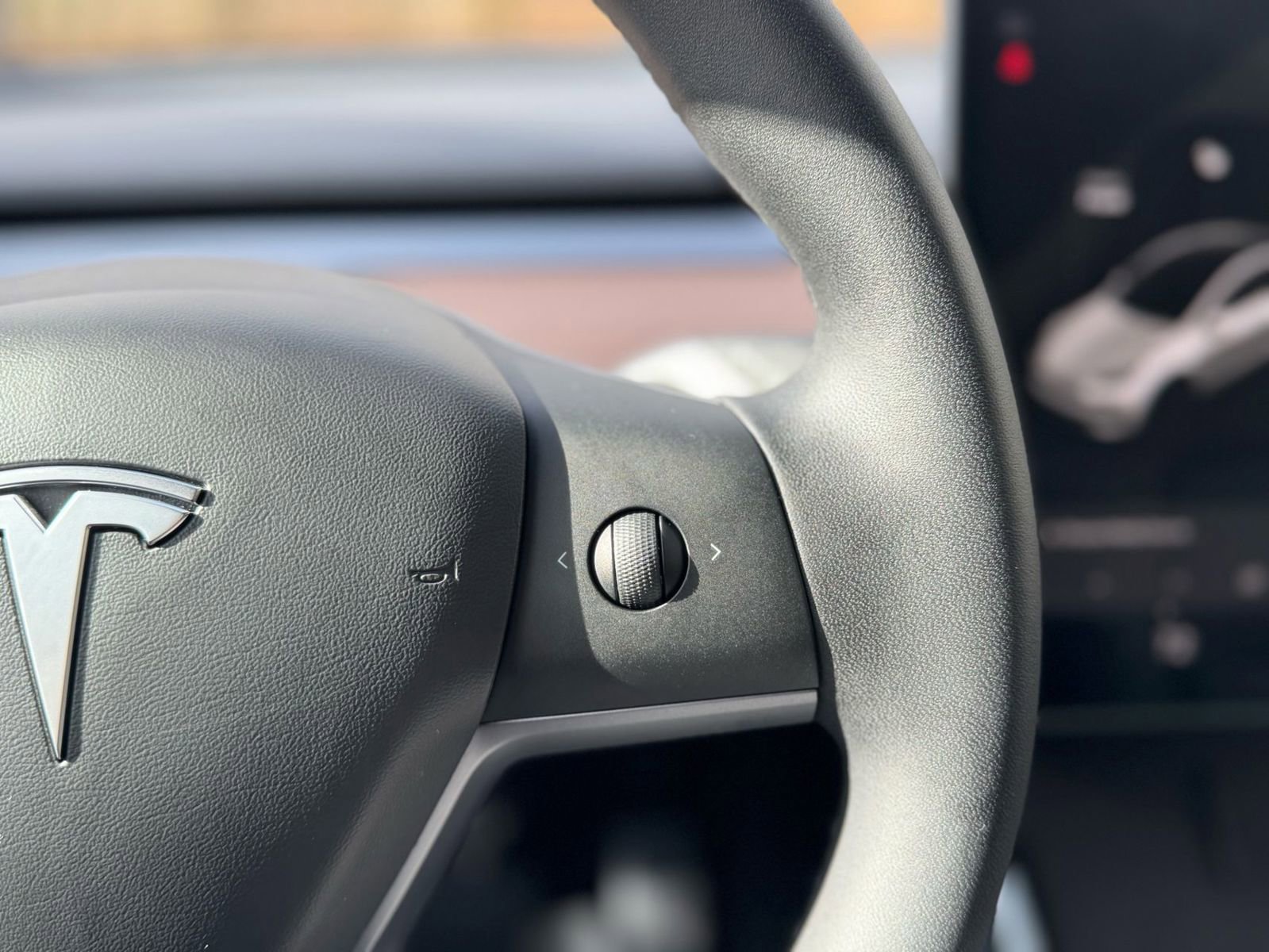 Used 2020 Tesla Model Y Long Range AWD/4WD image 15