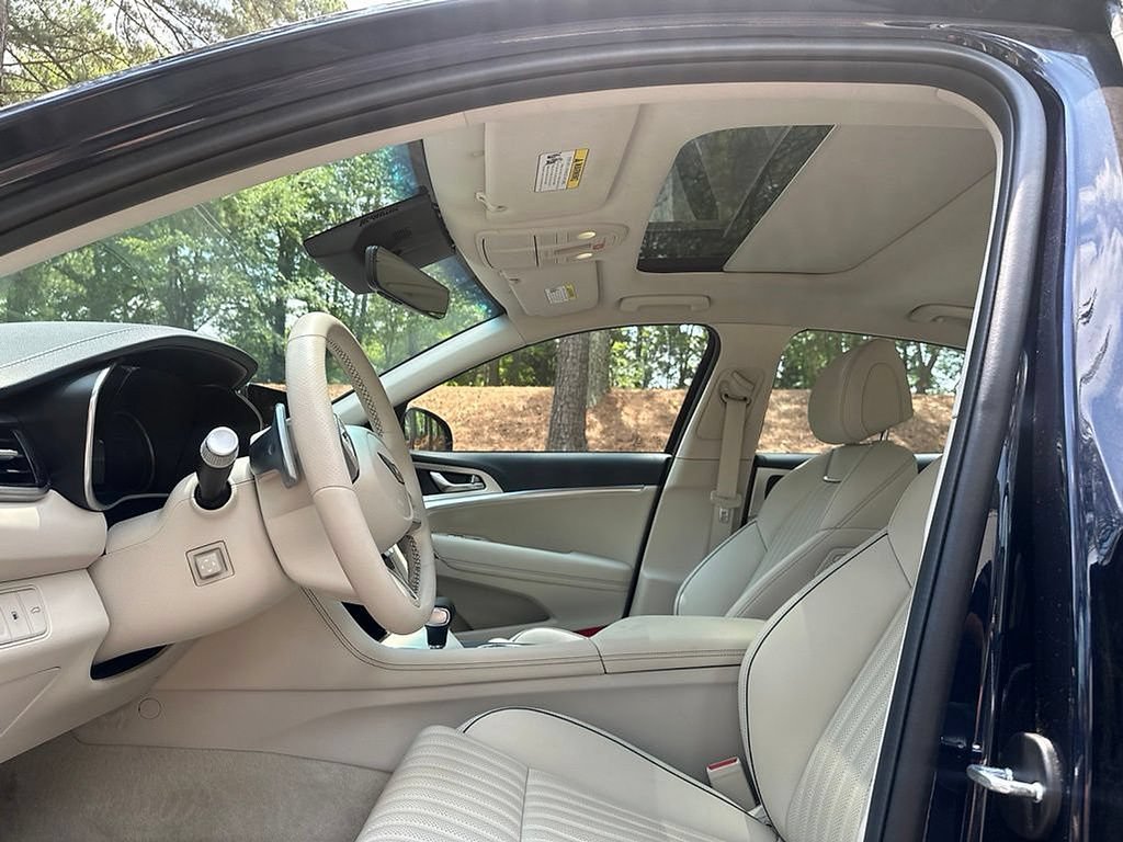 Certified 2026 Genesis G70 2.5T Prestige AWD/4WD image 7