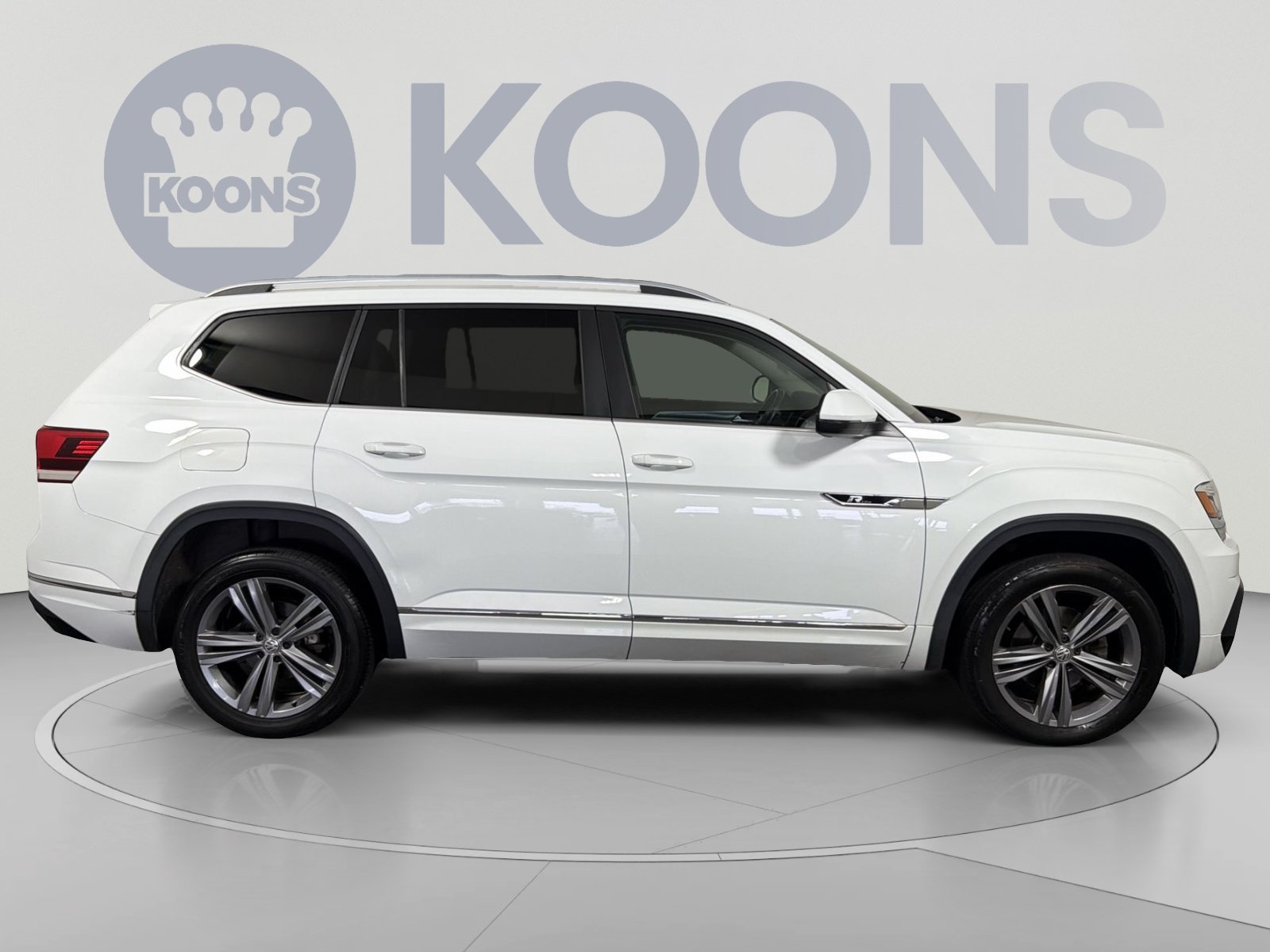 Used 2019 Volkswagen Atlas SEL R-Line AWD/4WD image 8