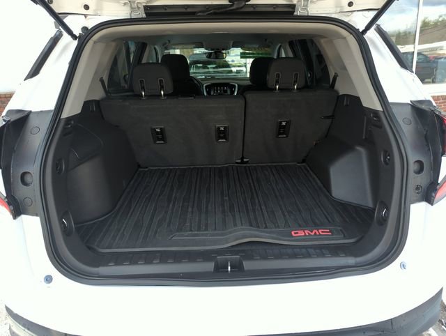 Used 2018 GMC Terrain SLE w/ Driver Convenience Package image 27