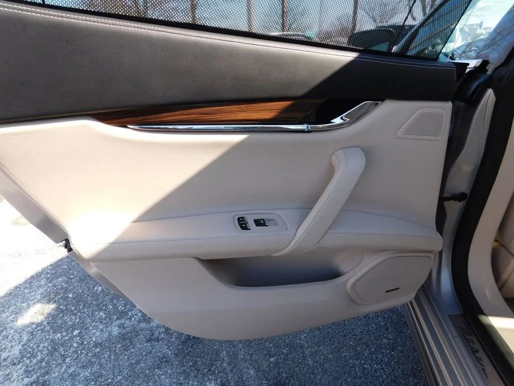 Used 2017 Maserati Quattroporte S Q4 image 12