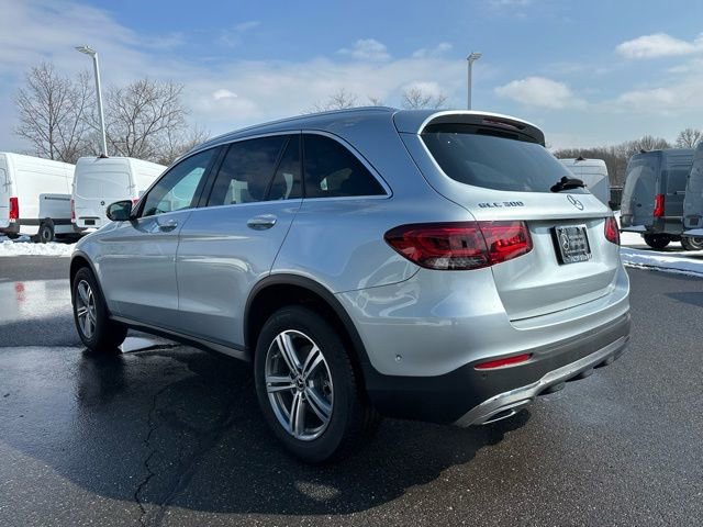 Certified 2022 Mercedes-Benz GLC 300 4MATIC w/ Multimedia Package Lite image 5