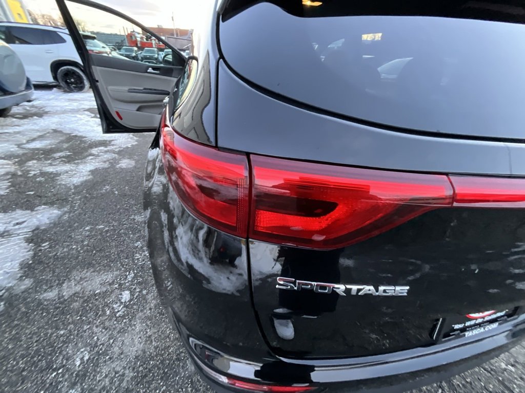 Used 2019 Kia Sportage LX w/ LX Popular Package image 34