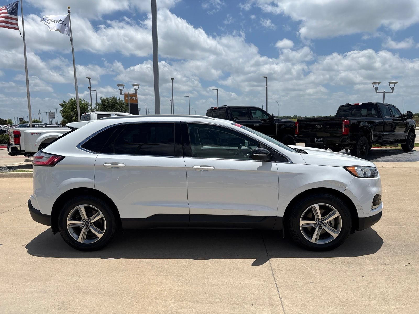 Used 2019 Ford Edge SEL w/ Equipment Group 201A FWD image 7