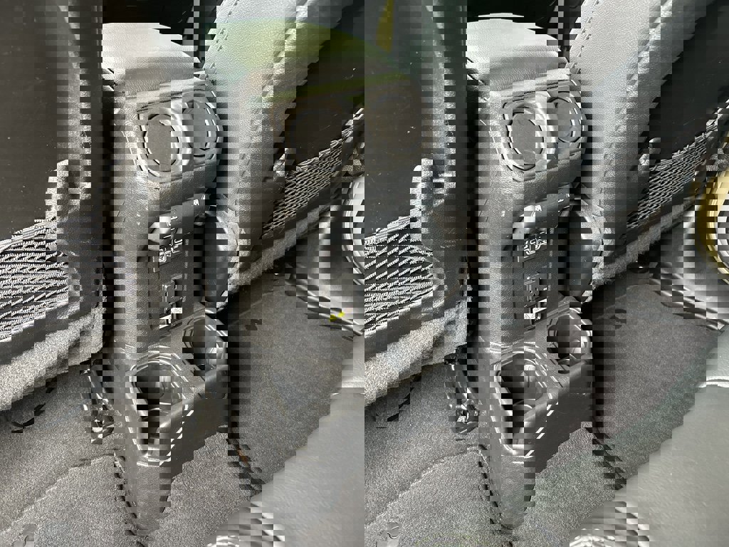 Used 2025 Jeep Wrangler Unlimited Rubicon image 18