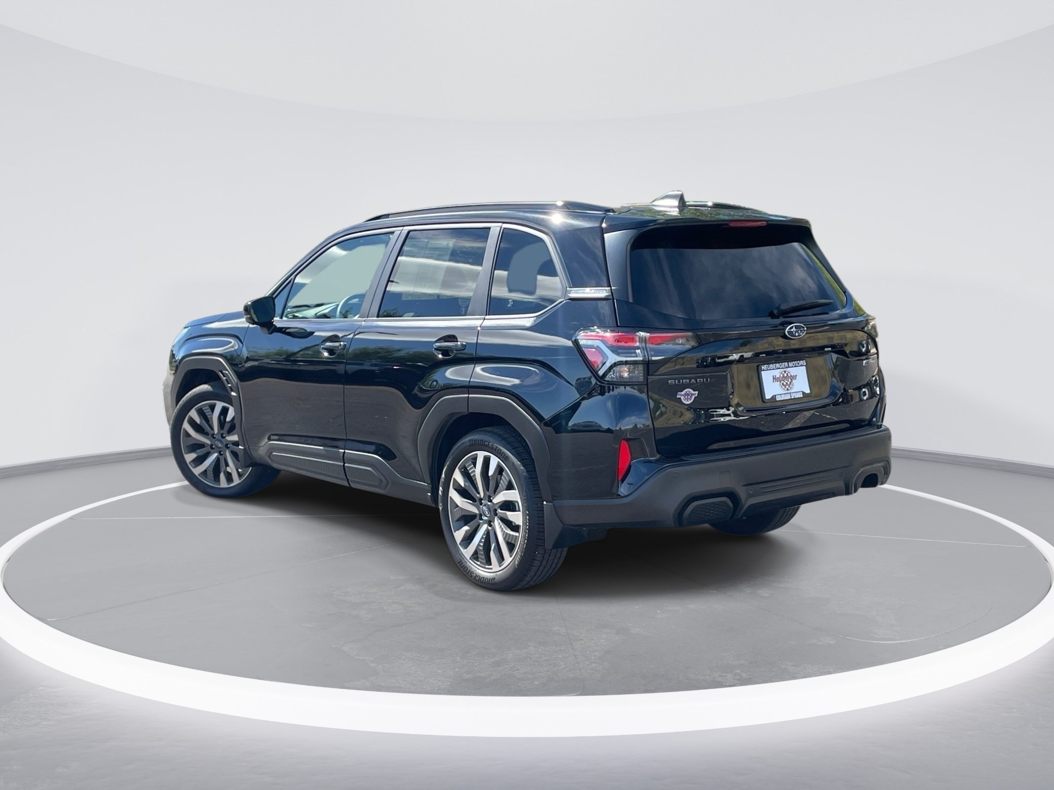 Certified 2025 Subaru Forester Touring w/ Protection Package AWD/4WD image 7