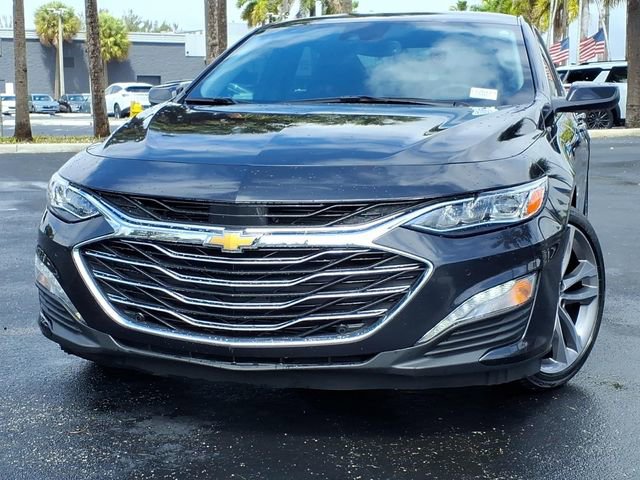 Used 2023 Chevrolet Malibu LT FWD image 2