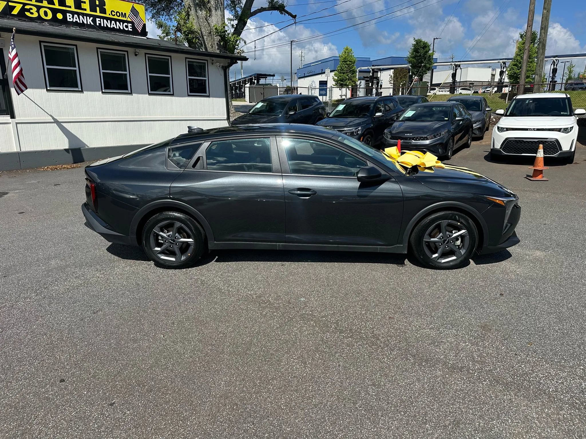 Used 2025 Kia K4 image 5