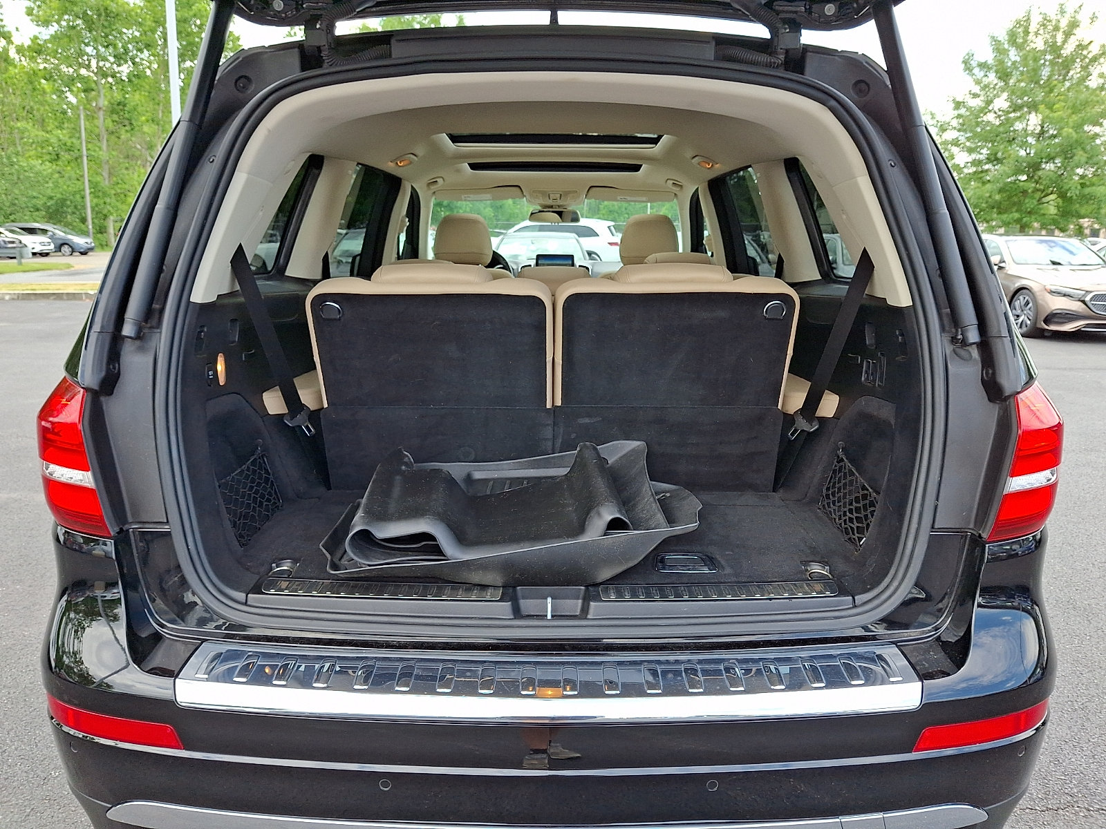 Used 2019 Mercedes-Benz GLS 450 4MATIC image 30