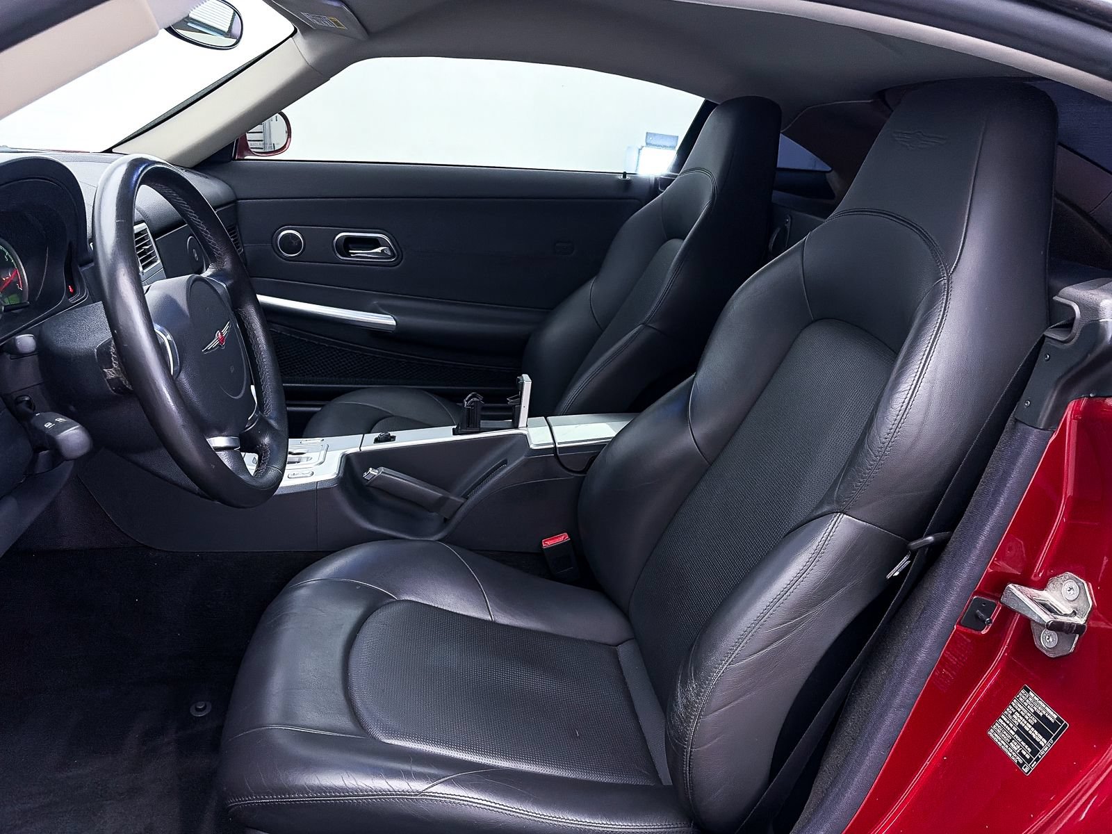 Used 2005 Chrysler Crossfire Limited RWD image 10