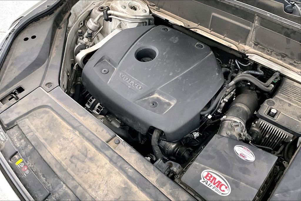 Used 2022 Volvo XC90 T5 Momentum w/ Advanced Package image 42