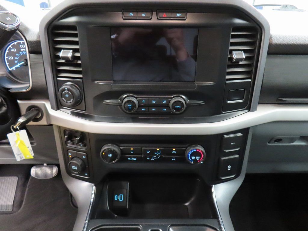 Used 2023 Ford F150 XLT w/ XTR Package image 13