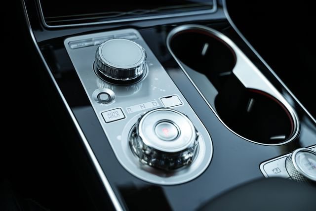 New 2026 Genesis GV80 2.5T RWD image 38