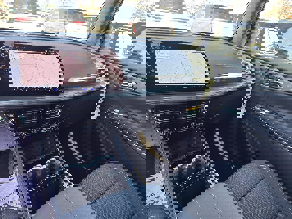 New 2026 Chevrolet Traverse LT image 25