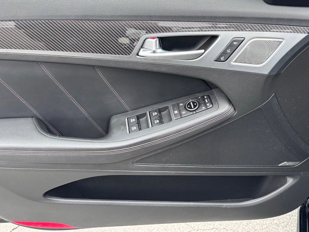 Used 2018 Genesis G80 3.3T Sport image 13