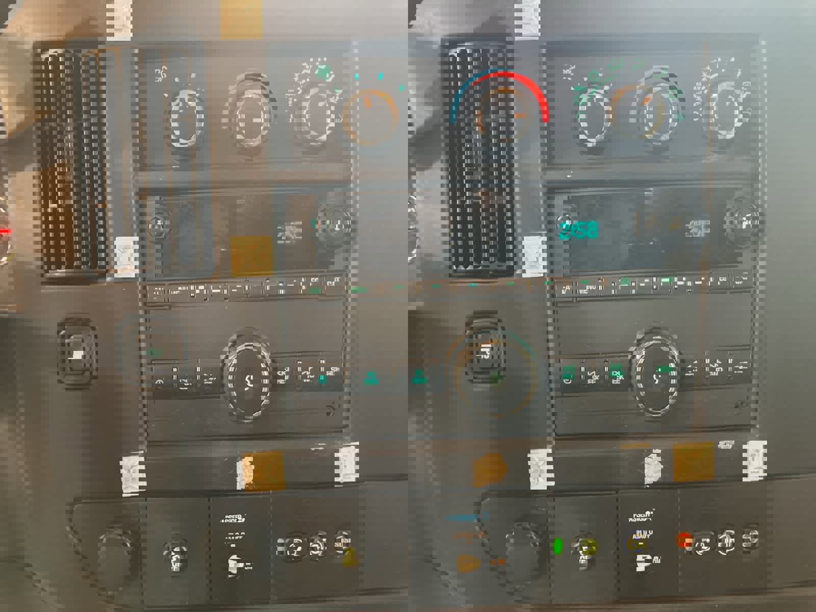 Used 2021 GMC Savana 2500 w/ Driver Convenience Package image 18