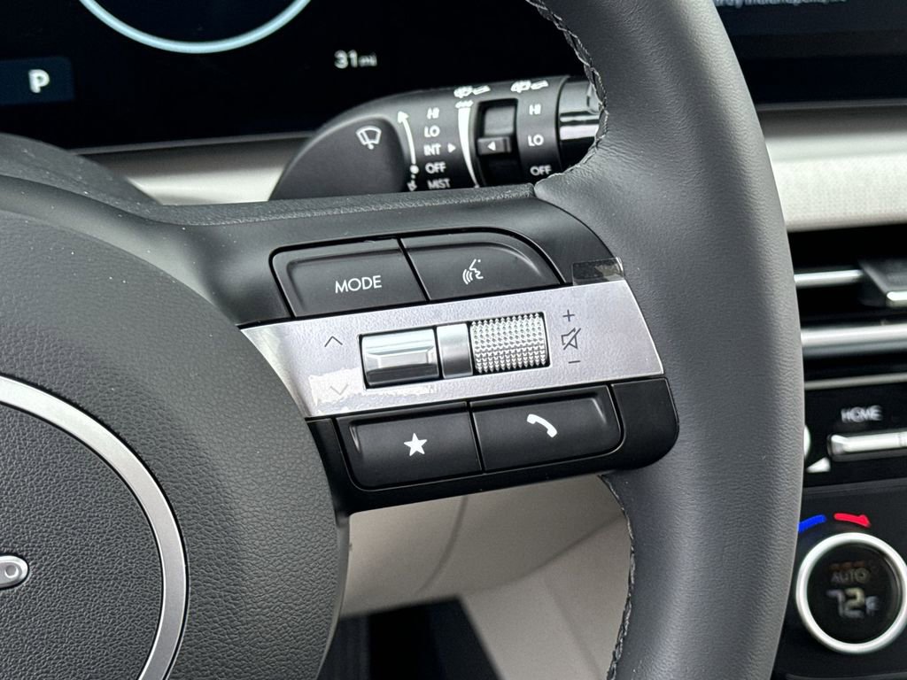 New 2025 Hyundai Tucson SEL image 16