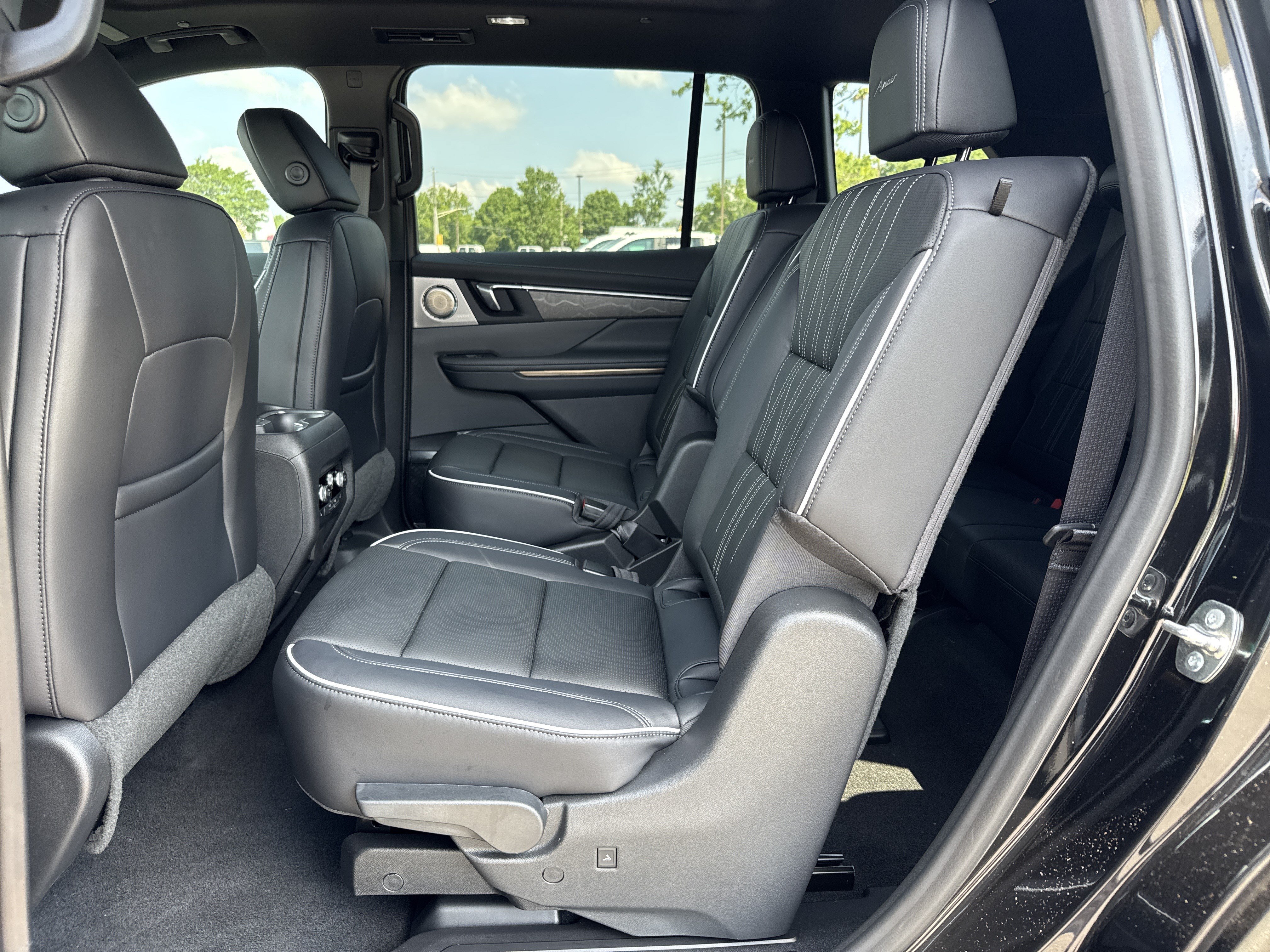 New 2026 Buick Enclave Avenir w/ Super Cruise Package FWD image 27