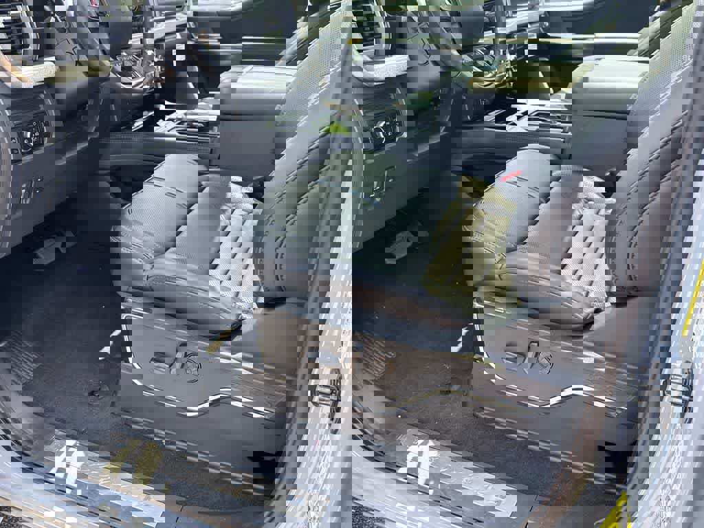 New 2025 Ford F250 Platinum image 10