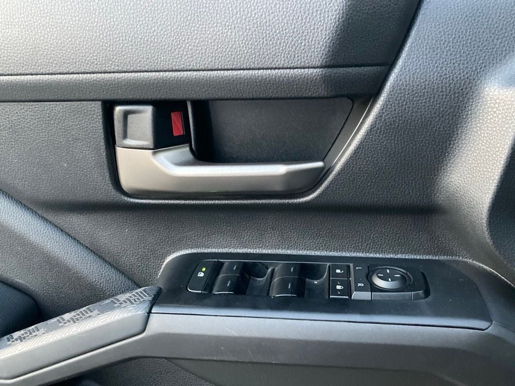 Certified 2025 Toyota Tacoma TRD Sport AWD/4WD image 12