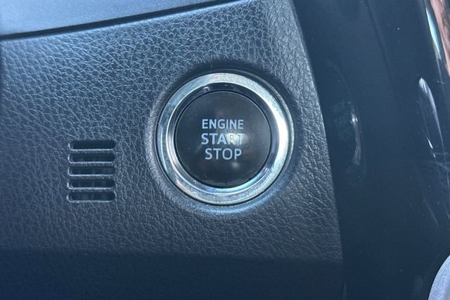 Used 2017 Toyota Corolla SE w/ Carpet Mat Package (TMS) image 20