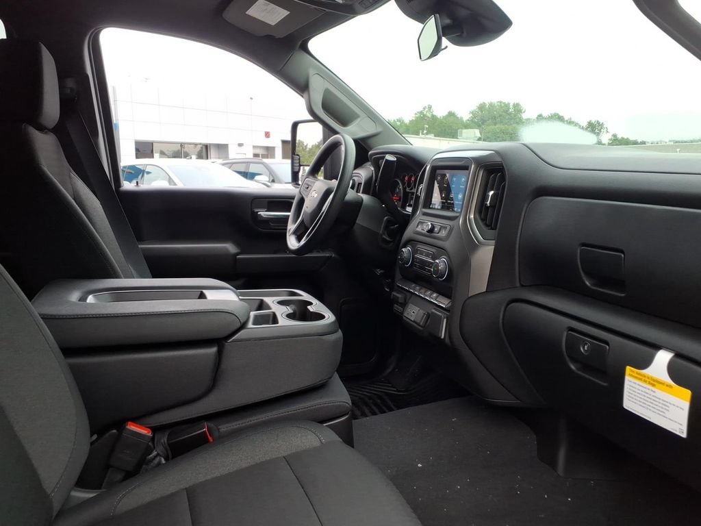 New 2026 Chevrolet Silverado 2500 Custom w/ Custom Convenience Package AWD/4WD image 17