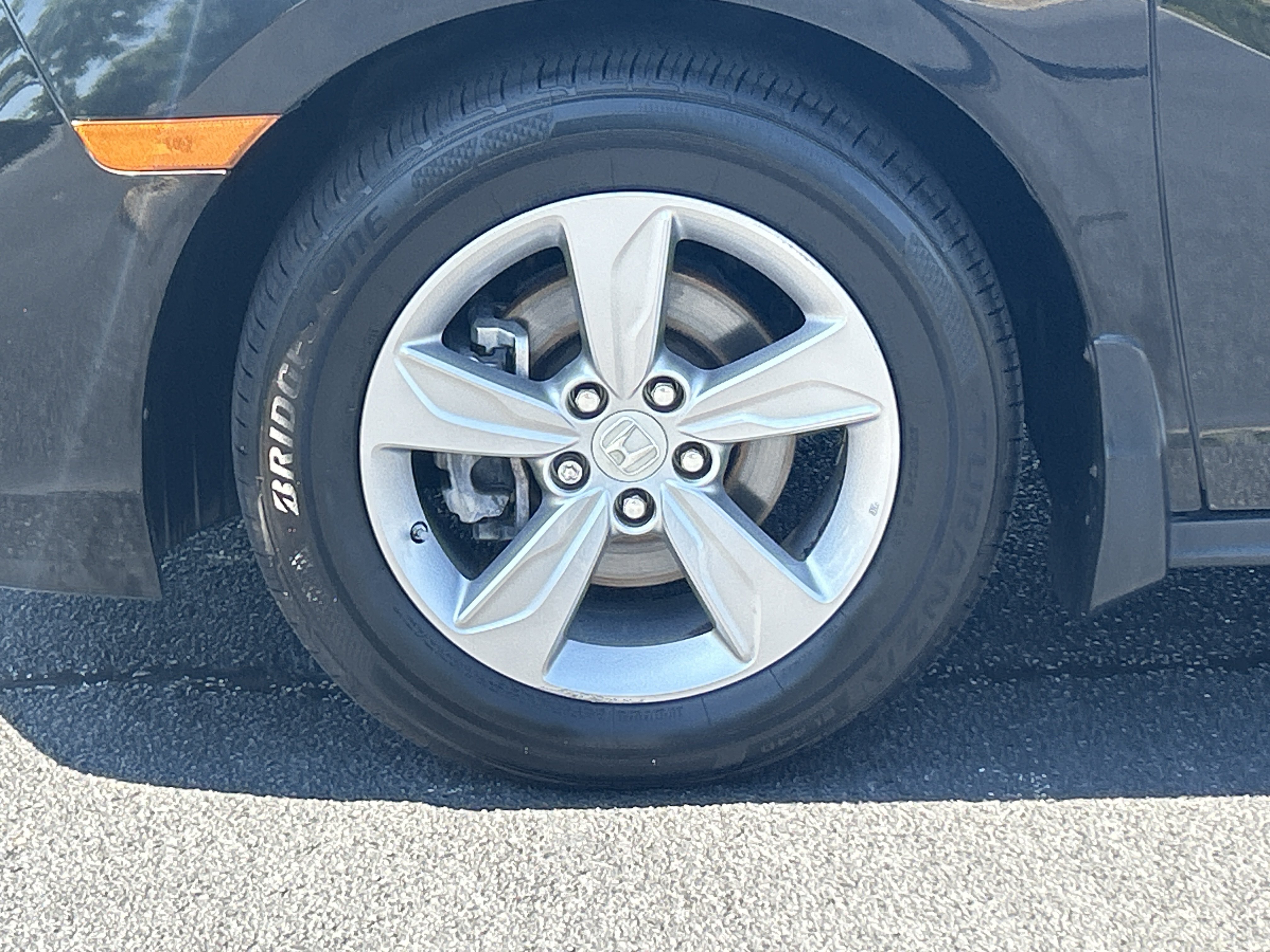 Used 2018 Honda Odyssey EX image 32