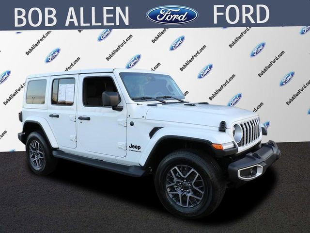Used 2025 Jeep Wrangler Sahara image 1