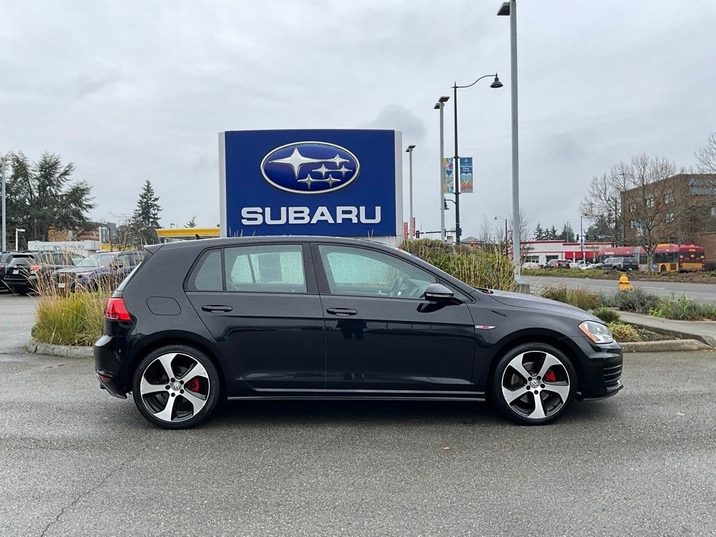 Used 2015 Volkswagen GTI S image 9
